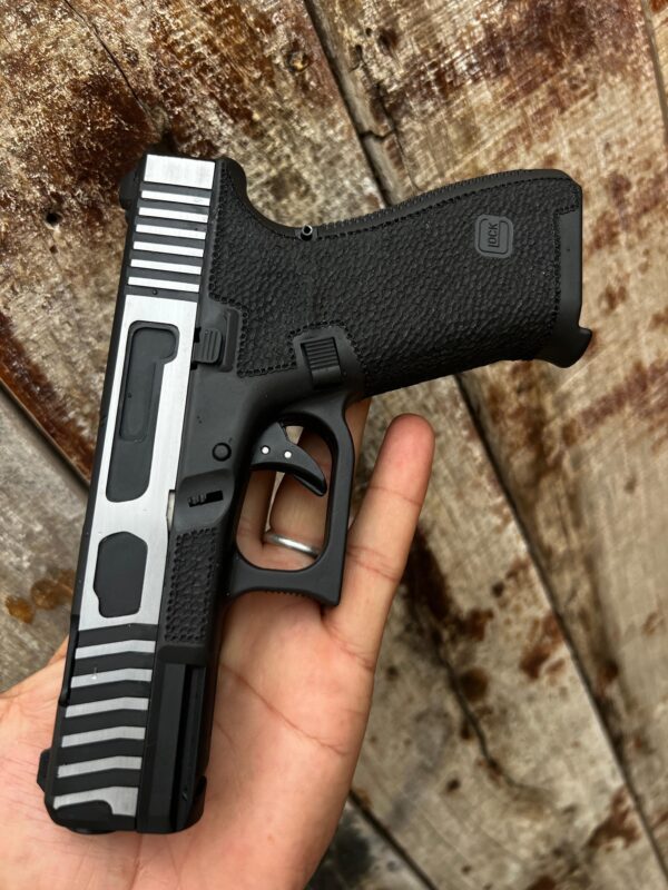 Glock 19 Gen 5 - Image 2